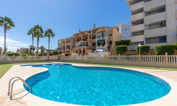 Herverkoop - 3. Halfvrijstaand huis - Torrevieja - Costa Blanca Zuid