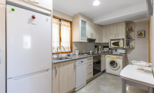 Herverkoop - 3. Halfvrijstaand huis - Torrevieja - Costa Blanca Zuid