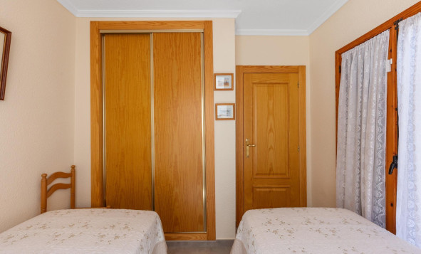 Herverkoop - 3. Halfvrijstaand huis - Torrevieja - Costa Blanca Zuid