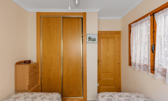 Herverkoop - 3. Halfvrijstaand huis - Torrevieja - Costa Blanca Zuid