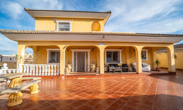 Herverkoop - 3. Halfvrijstaand huis - Torrevieja - Costa Blanca Zuid