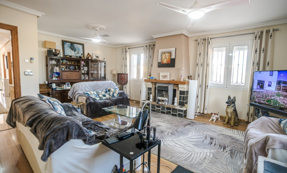 Herverkoop - 3. Halfvrijstaand huis - Torrevieja - Costa Blanca Zuid