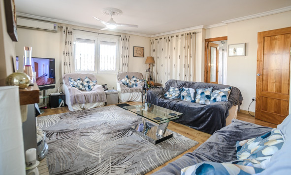 Herverkoop - 3. Halfvrijstaand huis - Torrevieja - Costa Blanca Zuid