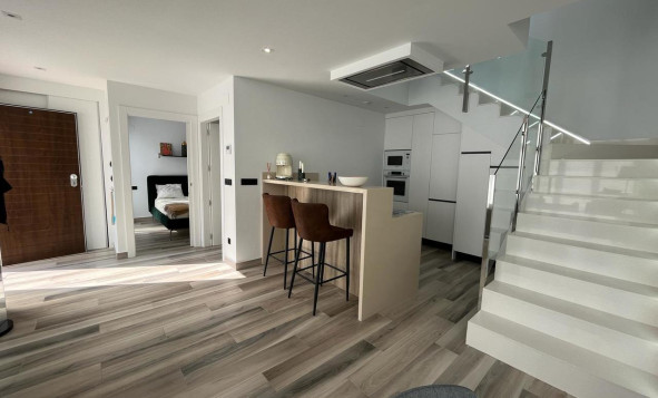 Herverkoop - 3. Halfvrijstaand huis - Los Balcones - Costa Blanca Zuid