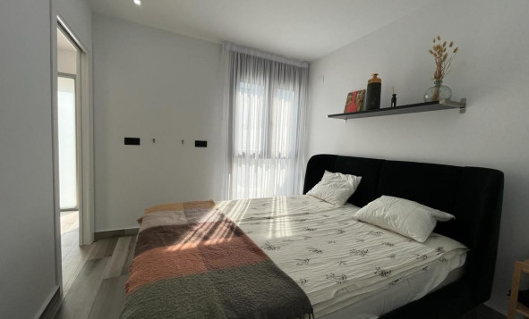 Herverkoop - 3. Halfvrijstaand huis - Los Balcones - Costa Blanca Zuid