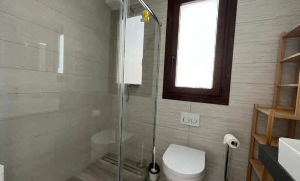 Herverkoop - 3. Halfvrijstaand huis - Los Balcones - Costa Blanca Zuid