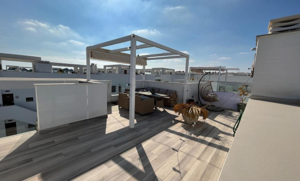 Herverkoop - 3. Halfvrijstaand huis - Los Balcones - Costa Blanca Zuid