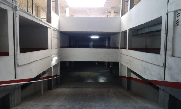 Herverkoop - Garage - Torrevieja - Costa Blanca Zuid