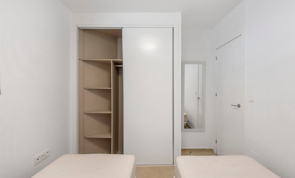 Herverkoop - 3. Halfvrijstaand huis - Orihuela Costa - La Zenia