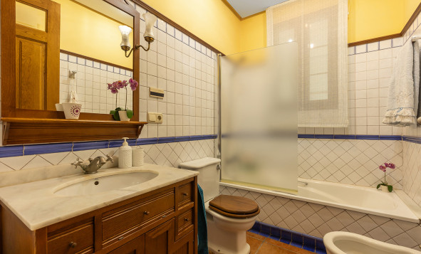 Herverkoop - 3. Halfvrijstaand huis - Torrevieja - La Veleta