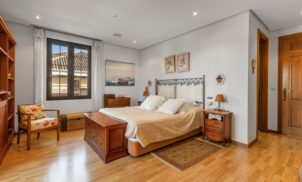 Herverkoop - 3. Halfvrijstaand huis - Torrevieja - La Veleta