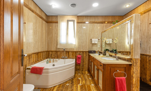 Herverkoop - 3. Halfvrijstaand huis - Torrevieja - La Veleta