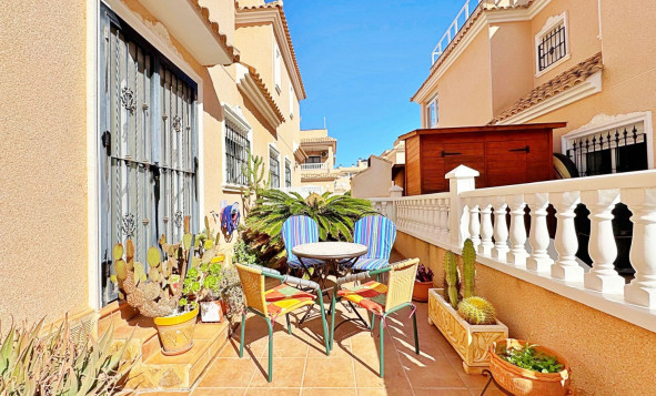 Herverkoop - 4. Halfvrijstaande villa - Orihuela Costa - Costa Blanca Zuid