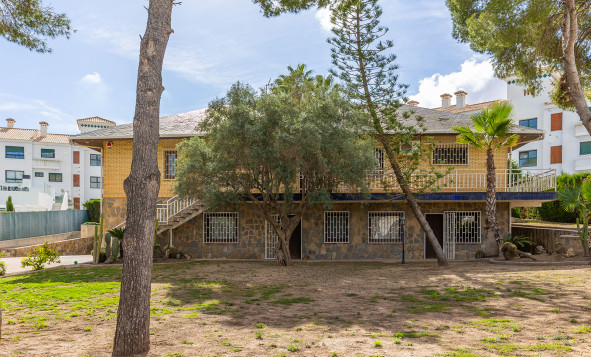 Resale - 3. Semi-detached house - Orihuela Costa - Las Filipinas