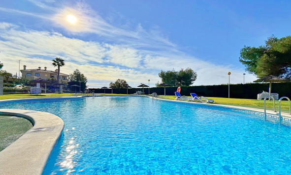 Herverkoop - 2. Town house / tussenwoning - Orihuela Costa - Lomas de Campoamor