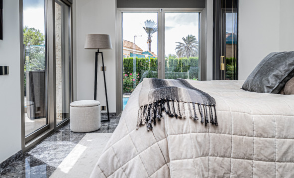 Resale - 3. Semi-detached house - La Zenia - Costa Blanca South