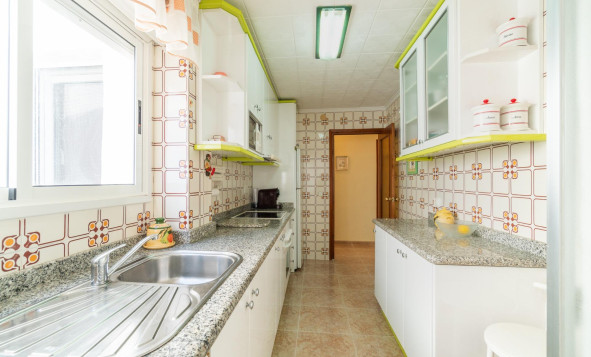 Herverkoop - 1. Appartement / flat - Torrevieja - Costa Blanca Zuid