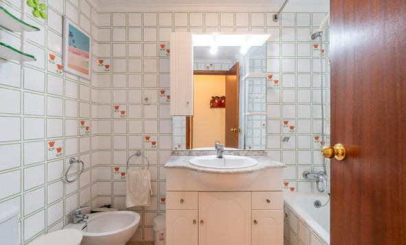 Herverkoop - 1. Appartement / flat - Torrevieja - Costa Blanca Zuid