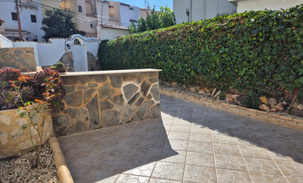 Resale - 3. Semi-detached house - Torrevieja - Costa Blanca South
