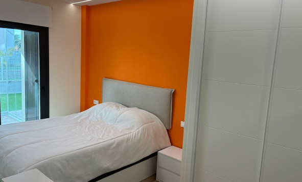 Resale - 1. Apartment / flat - Villamartin - Costa Blanca South