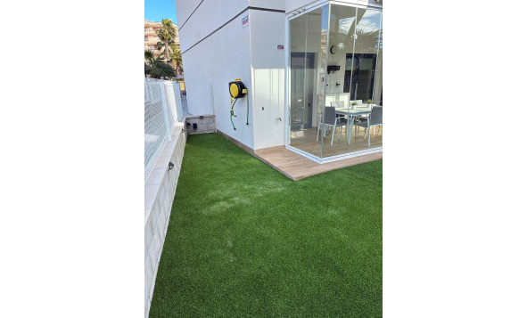 Resale - 1. Apartment / flat - Villamartin - Costa Blanca South