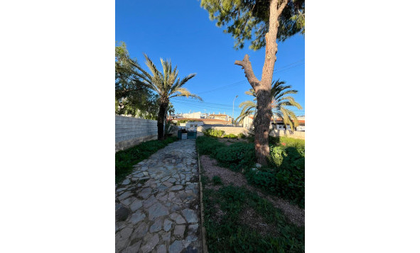 Herverkoop - 3. Halfvrijstaand huis - Torrevieja - Costa Blanca Zuid