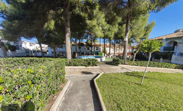 Resale - 2. Town house - Torrevieja - Costa Blanca South