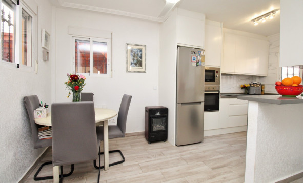 Herverkoop - 3. Halfvrijstaand huis - Playa Flamenca - Costa Blanca Zuid