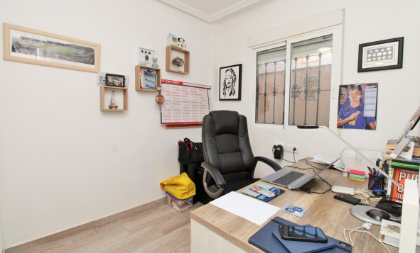 Herverkoop - 3. Halfvrijstaand huis - Playa Flamenca - Costa Blanca Zuid