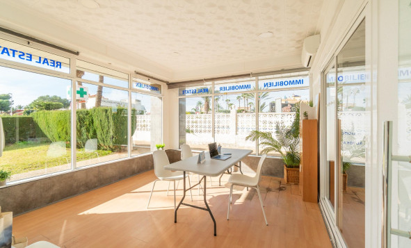 Lange termijn verhuur - Commercieel vastgoed - Orihuela Costa - Costa Blanca Zuid