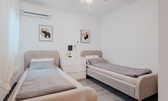 Resale - 1. Apartment / flat - Villamartin - Costa Blanca South