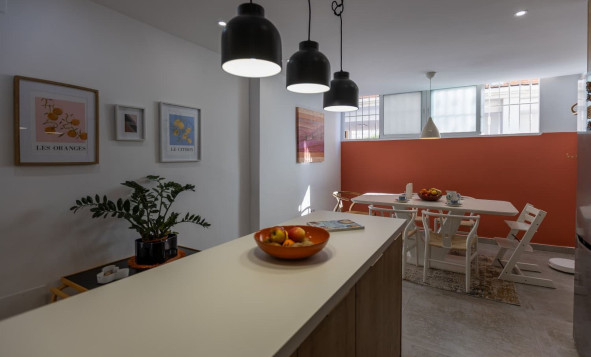 Herverkoop - 2. Town house / tussenwoning - Torrevieja - Costa Blanca Zuid