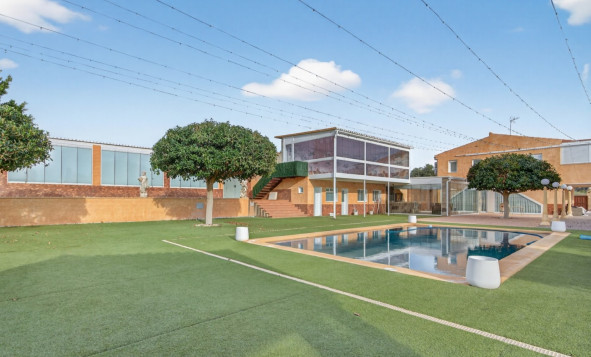 Herverkoop - 3. Halfvrijstaand huis - Alicante - Costa Blanca Noord