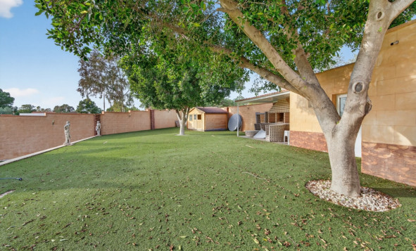 Herverkoop - 3. Halfvrijstaand huis - Alicante - Costa Blanca Noord