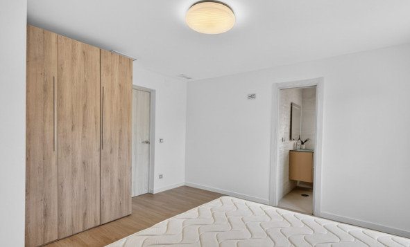 Herverkoop - 3. Halfvrijstaand huis - Alicante - Costa Blanca Noord