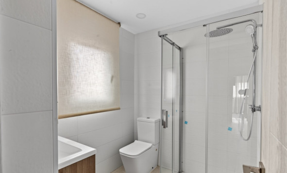 Herverkoop - 3. Halfvrijstaand huis - Alicante - Costa Blanca Noord