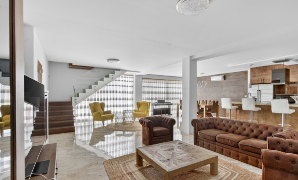 Herverkoop - 3. Halfvrijstaand huis - Alicante - Costa Blanca Noord