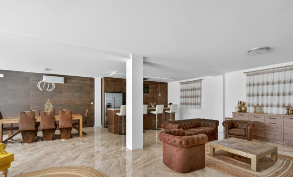 Herverkoop - 3. Halfvrijstaand huis - Alicante - Costa Blanca Noord