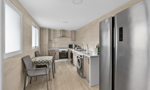 Herverkoop - 3. Halfvrijstaand huis - Alicante - Costa Blanca Noord