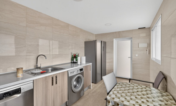 Herverkoop - 3. Halfvrijstaand huis - Alicante - Costa Blanca Noord