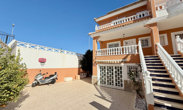 Herverkoop - 4. Halfvrijstaande villa - Ciudad Quesada - Costa Blanca Zuid