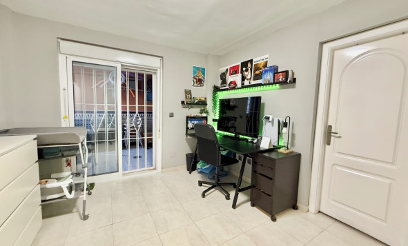 Herverkoop - 4. Halfvrijstaande villa - Ciudad Quesada - Costa Blanca Zuid