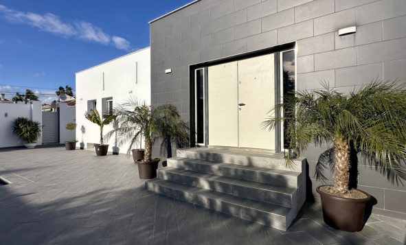 Reventa - 3. Casa pareada - Rojales - Costa Blanca Sur