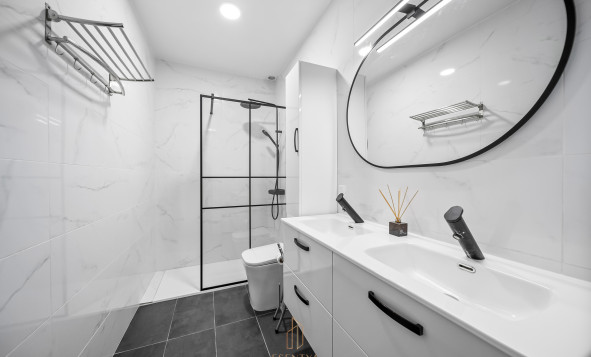 Herverkoop - 3. Halfvrijstaand huis - Torrevieja - Costa Blanca Zuid