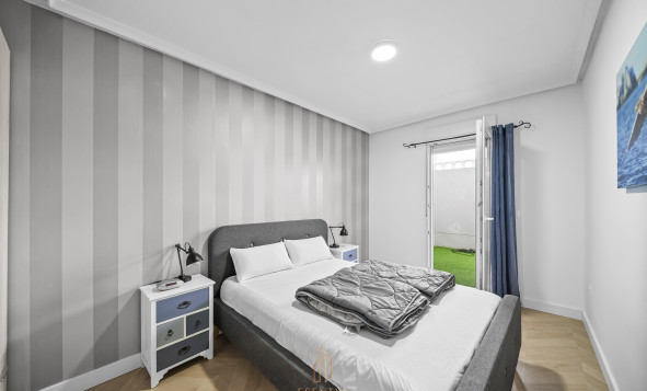 Herverkoop - 3. Halfvrijstaand huis - Torrevieja - Costa Blanca Zuid