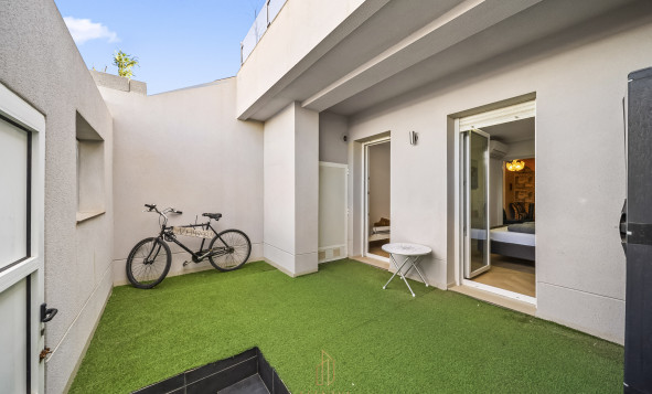 Herverkoop - 3. Halfvrijstaand huis - Torrevieja - Costa Blanca Zuid