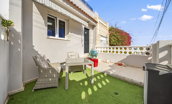 Herverkoop - 3. Halfvrijstaand huis - Torrevieja - Costa Blanca Zuid