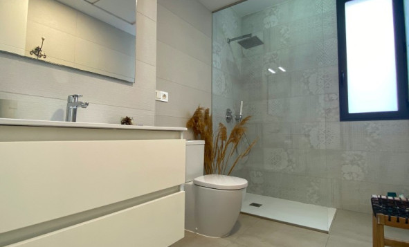 Herverkoop - 3. Halfvrijstaand huis - Benijofar - Costa Blanca Zuid