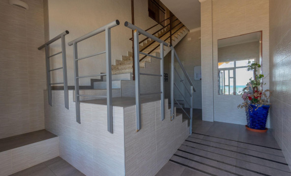 Herverkoop - 1. Appartement / flat - Torrevieja - Costa Blanca Zuid