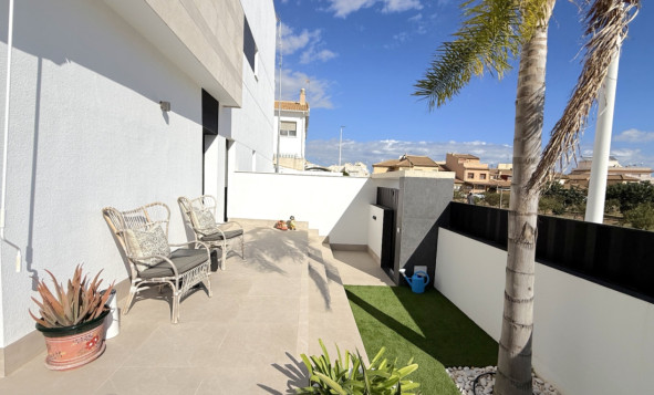 Herverkoop - 1. Appartement / flat - Pilar de la Horadada - Costa Blanca Sur